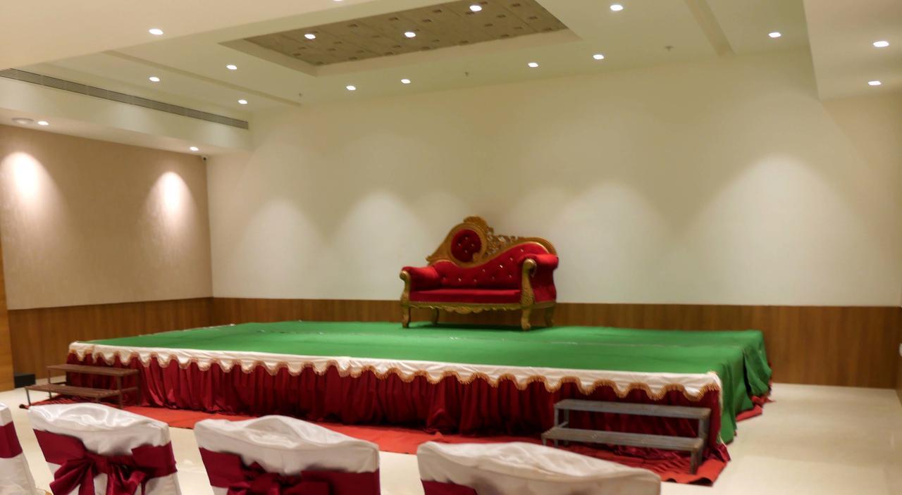 Hotel Asr Parklane à Hosūr Extérieur photo